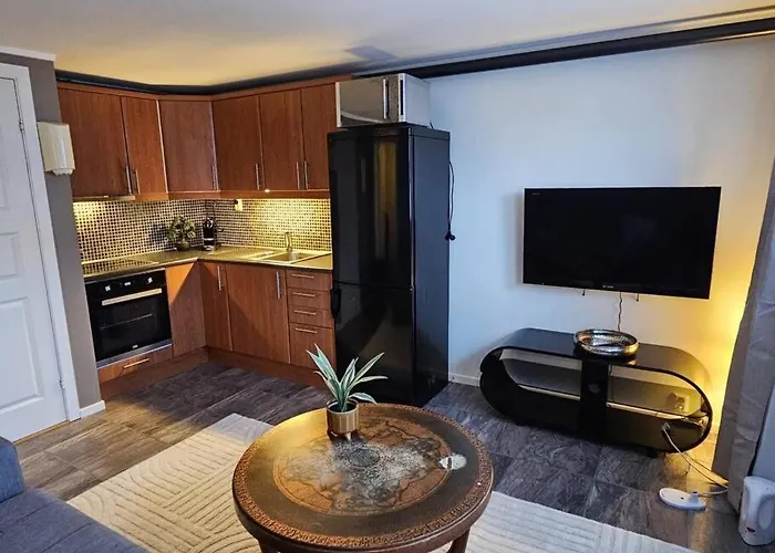 Central Apartment Close To City Center!